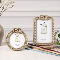 Happy New Year 2020 European Style Golden  Fashion Resin 6 Inch Photo Frame For Home Decoration  frame decoration resin crafts