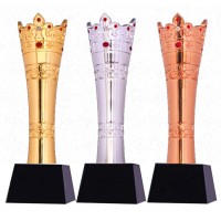 Custom wholesale alloy metal crown trophy excellent staff award trophy