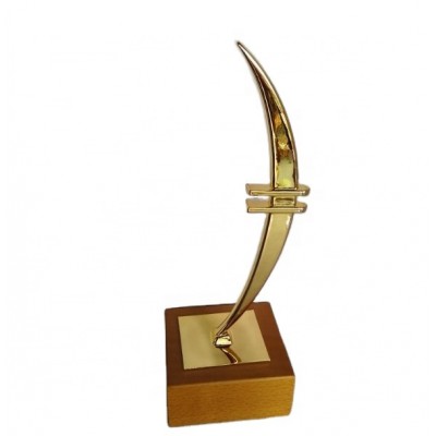 Metal Moon Trophy for souvenir or decoration